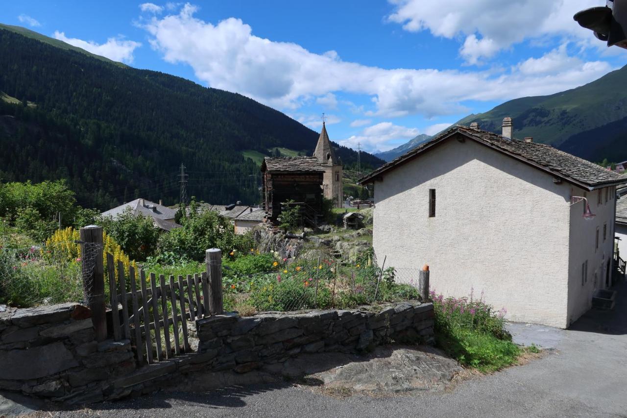 דירות Bourg-Saint-Pierre : Le Cachet D'Antan מראה חיצוני תמונה